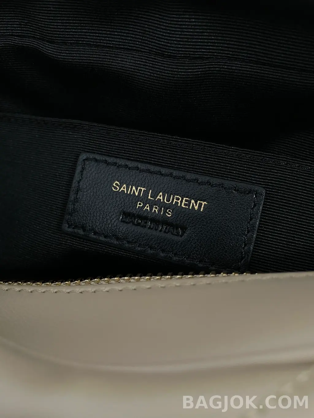 생로랑 Saint Laurent 루 카메라 백 퀼티드 레더 상세 이미지