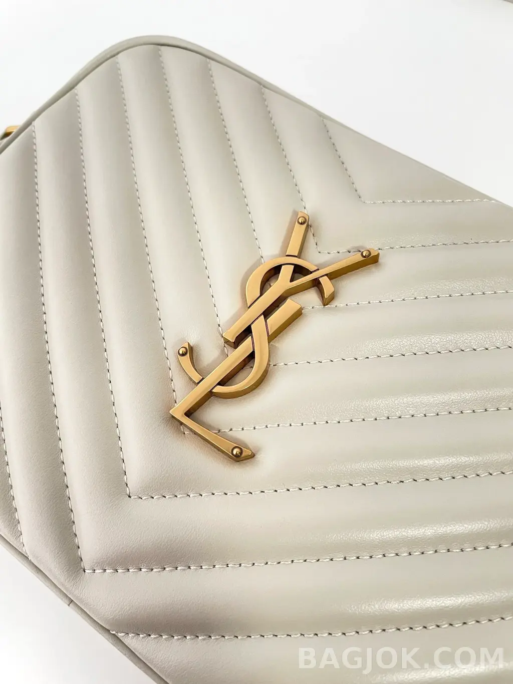 생로랑 Saint Laurent 루 카메라 백 퀼티드 레더 상세 이미지