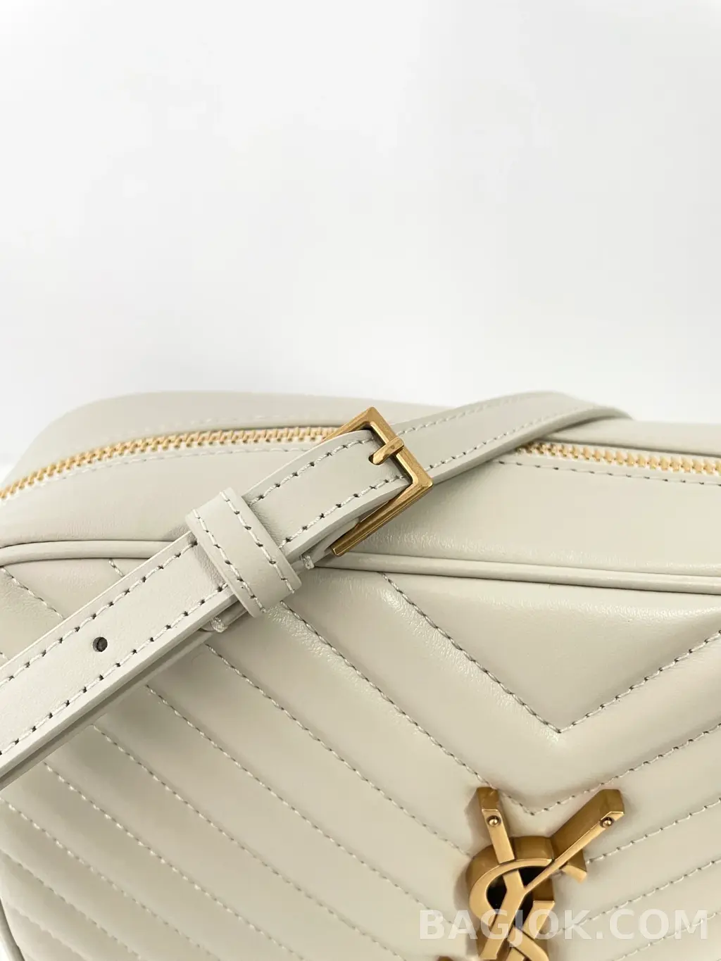 생로랑 Saint Laurent 루 카메라 백 퀼티드 레더 상세 이미지