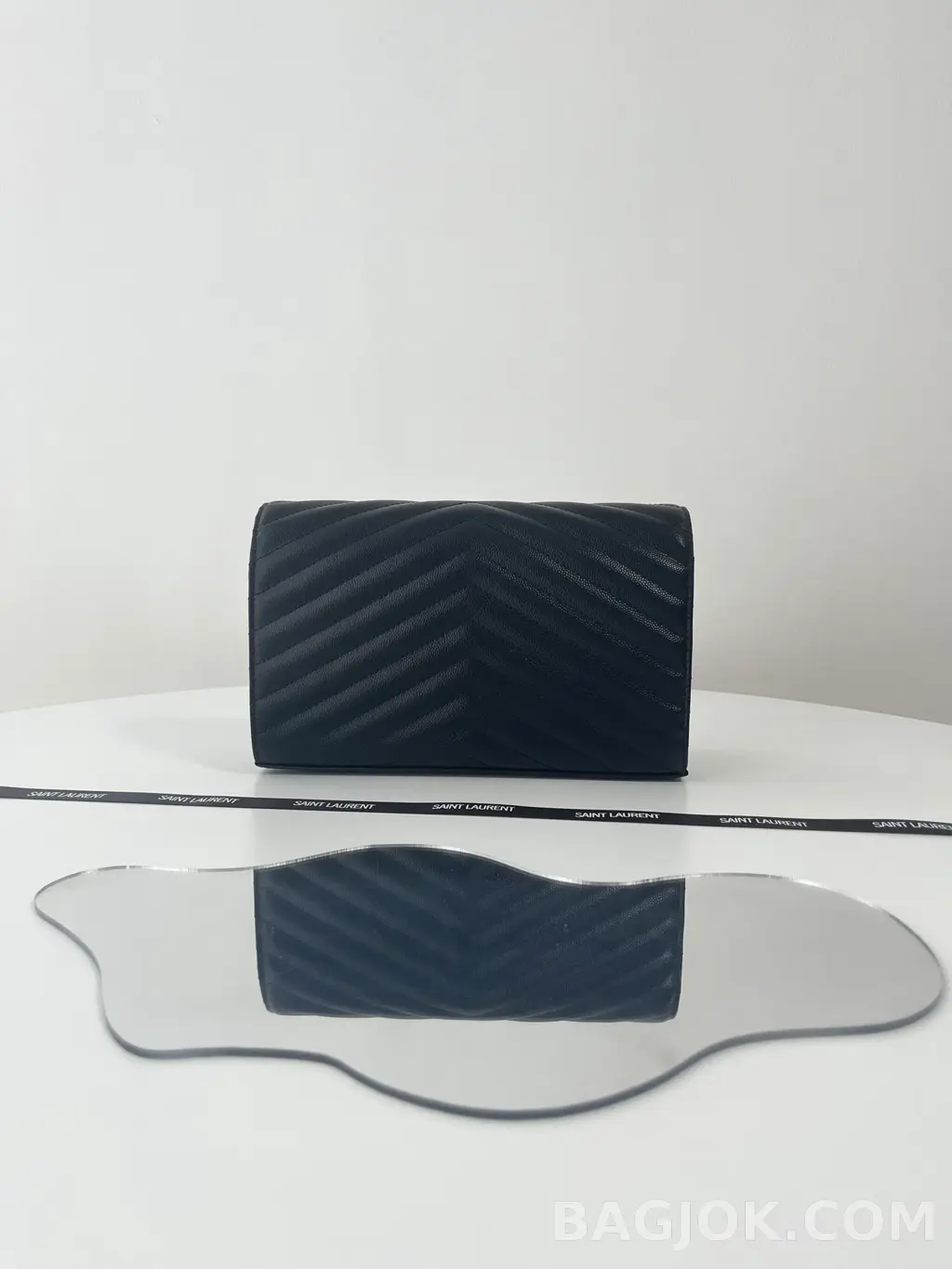 생로랑 Saint Laurent 카산드라 모노그램 마틀라세 체인 숄더백 상세 이미지