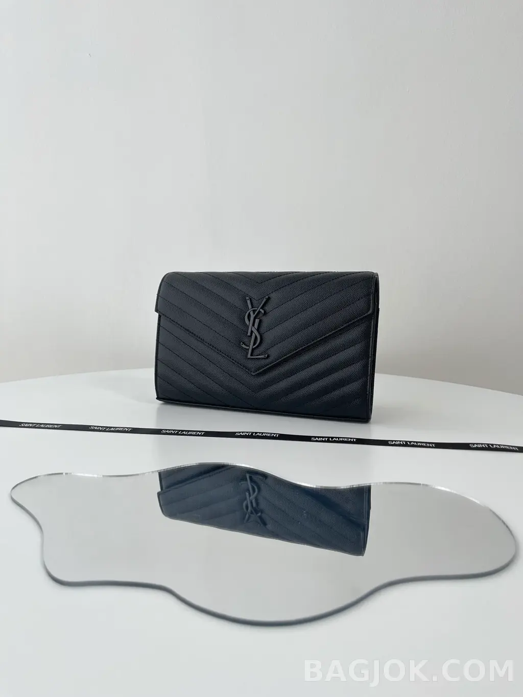 생로랑 Saint Laurent 카산드라 모노그램 마틀라세 체인 숄더백 상세 이미지
