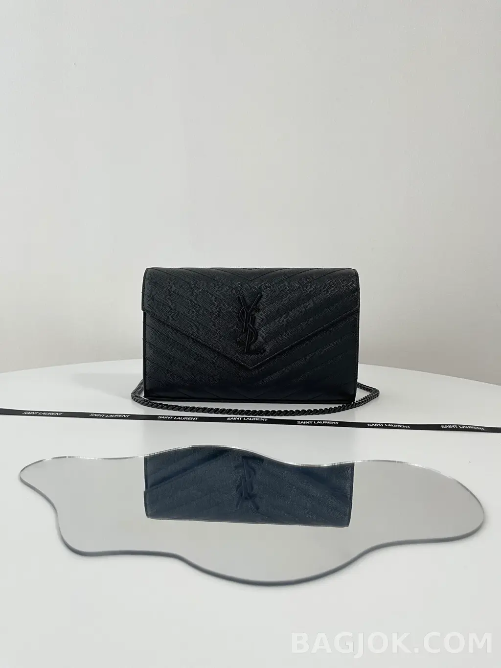 생로랑 Saint Laurent 카산드라 모노그램 마틀라세 체인 숄더백 상세 이미지