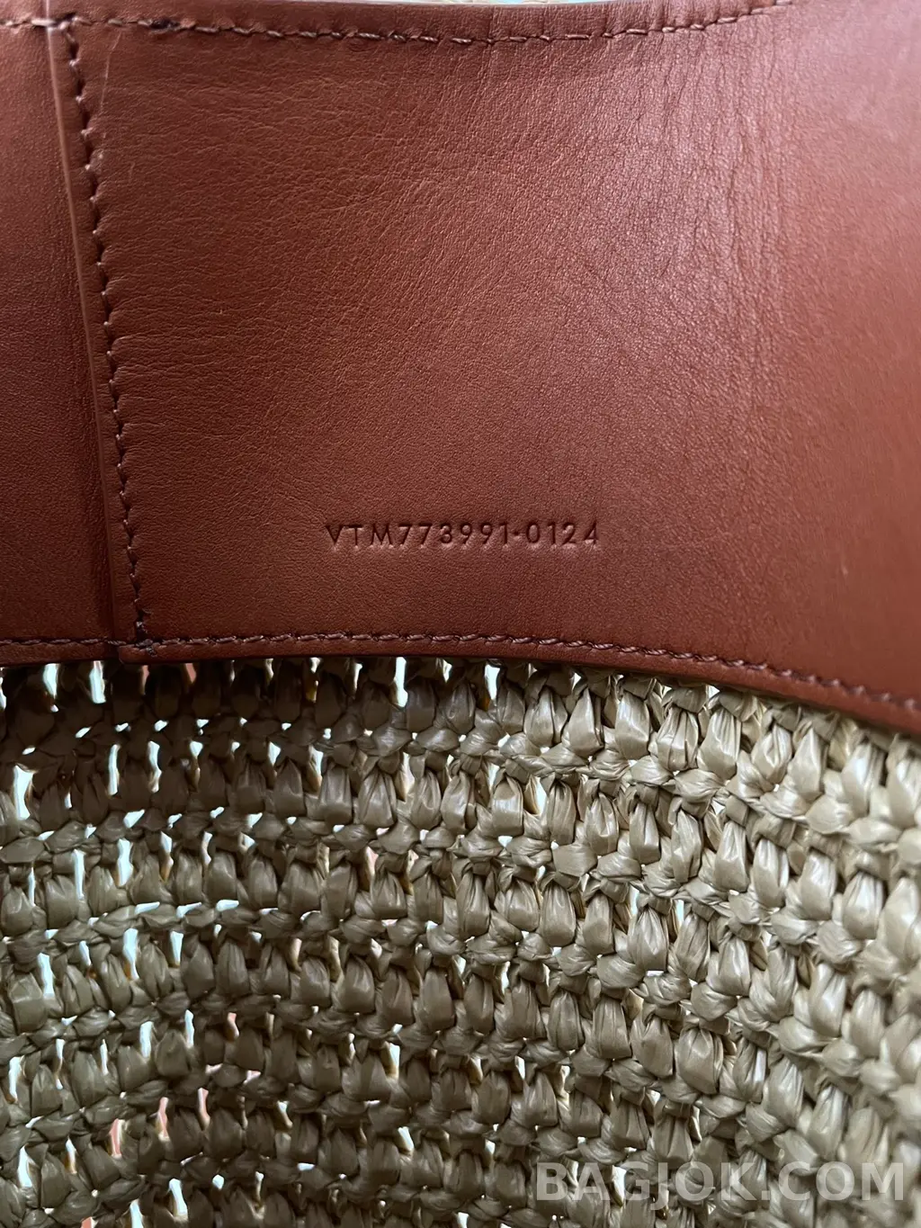 생로랑 Saint Laurent LE 37 버킷백 우븐 라피아 상세 이미지