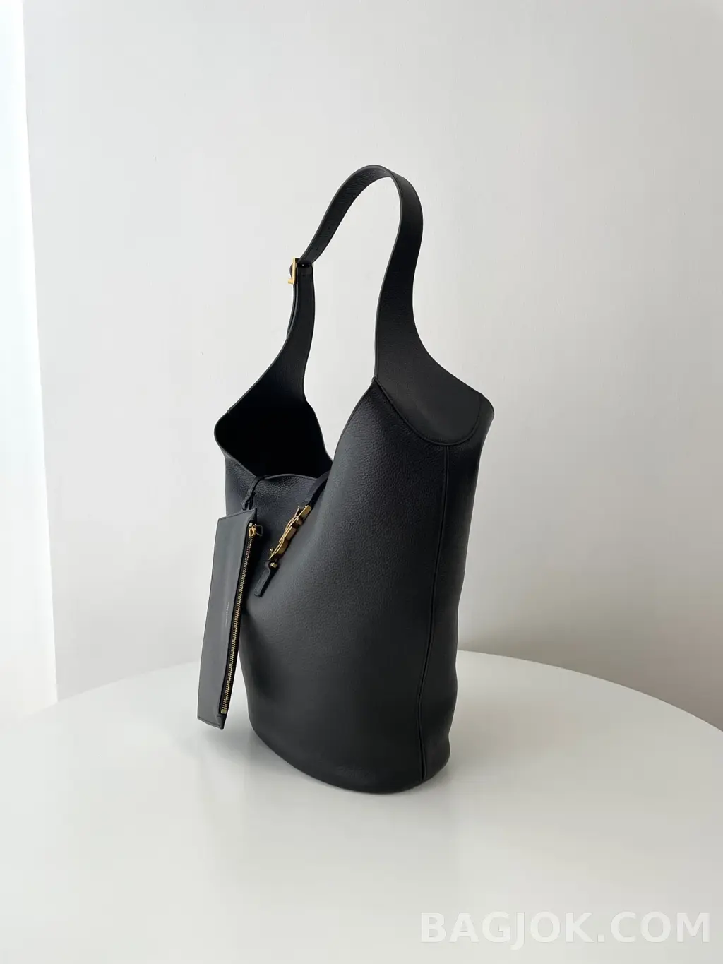 생로랑 Saint Laurent LE 5À7 호보 그레인 레더 미디움 상세 이미지
