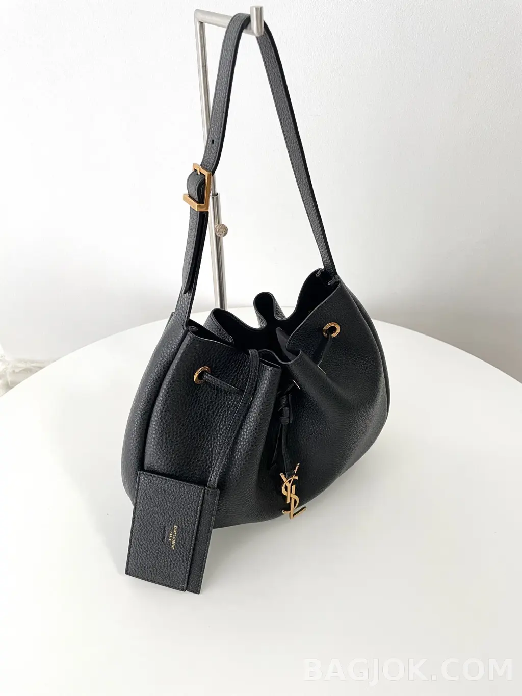 생로랑 Saint Laurent PARIS VII 호보백 그레인 레더 스몰 상세 이미지
