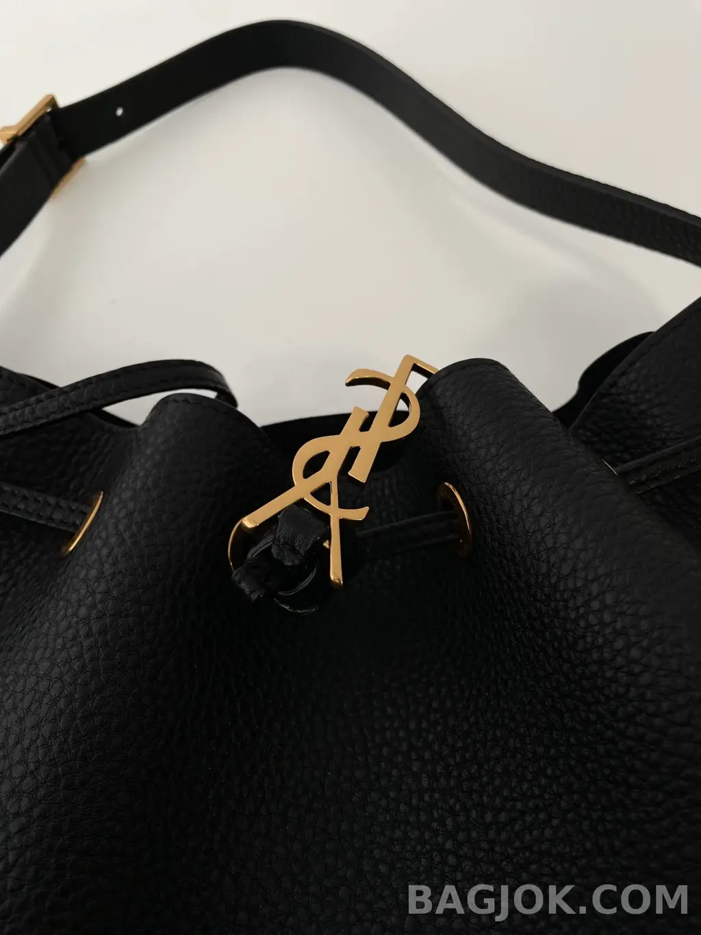 생로랑 Saint Laurent PARIS VII 호보백 그레인 레더 스몰 상세 이미지