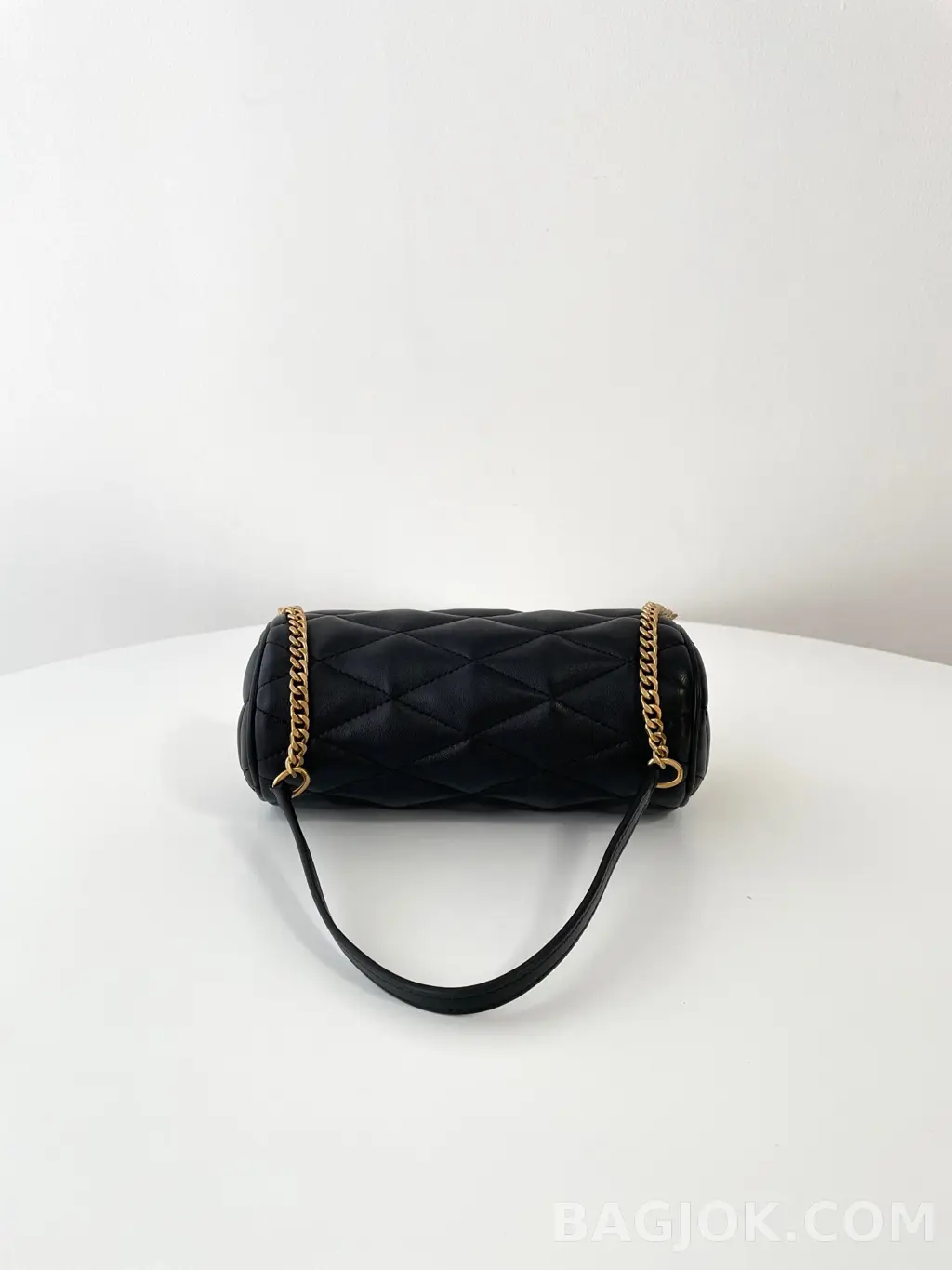 생로랑 Saint Laurent SADE 튜브 백 미니 퀄팅 램스킨 상세 이미지