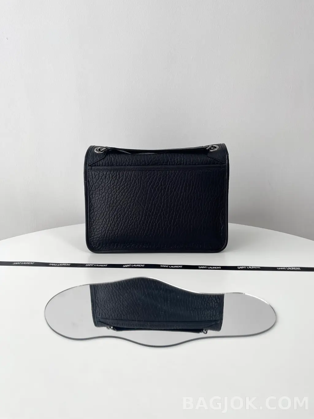 생로랑 Saint Laurent 니키백 그레인 램스킨 미디움 상세 이미지