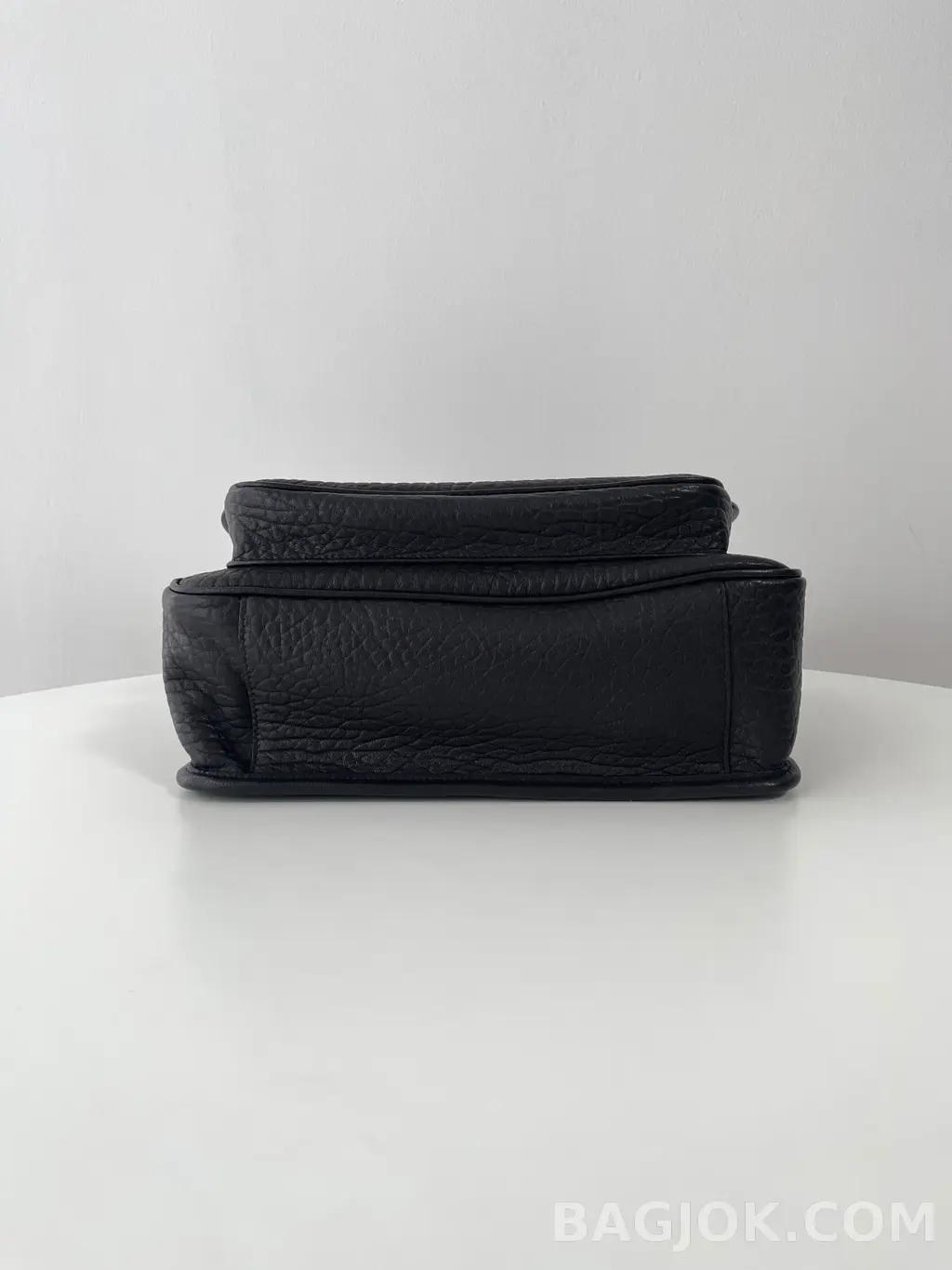 생로랑 Saint Laurent 니키백 그레인 램스킨 미디움 상세 이미지