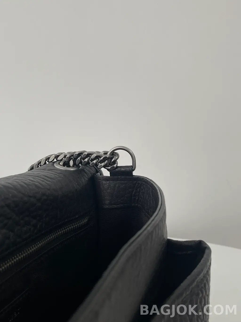 생로랑 Saint Laurent 니키백 그레인 램스킨 미디움 상세 이미지