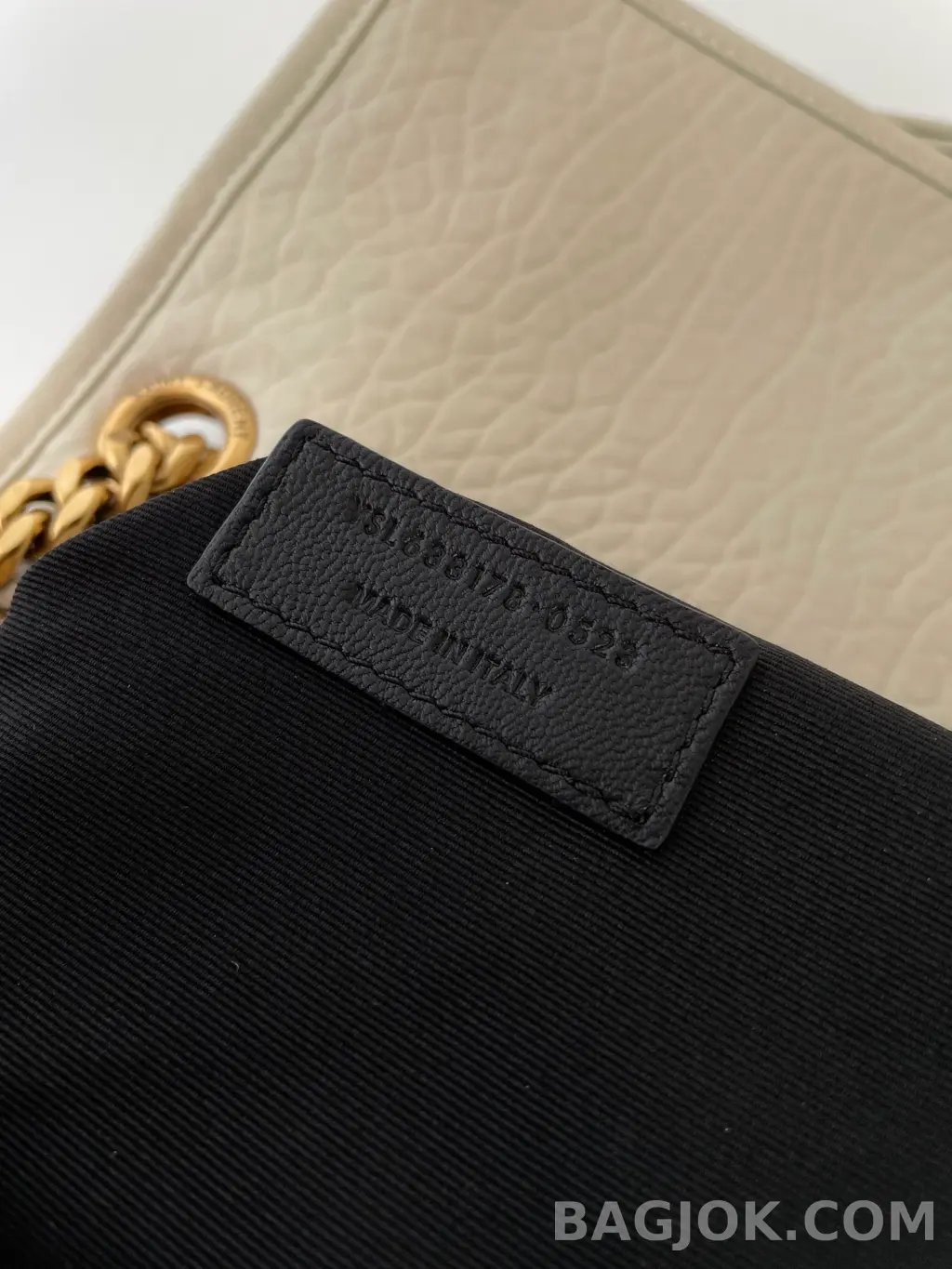 생로랑 Saint Laurent 니키백 그레인 램스킨 미디움 상세 이미지
