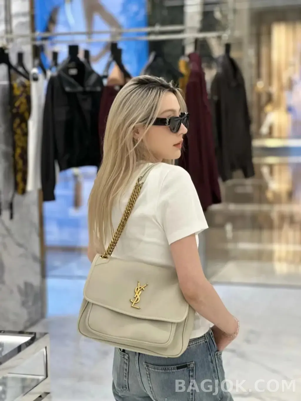 생로랑 Saint Laurent 니키백 그레인 램스킨 미디움 상세 이미지
