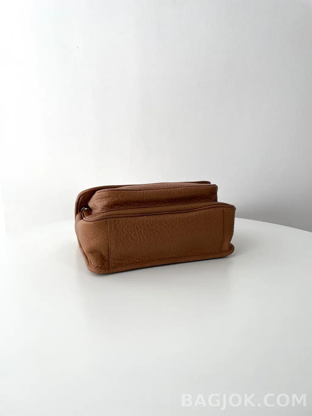생로랑 Saint Laurent 니키백 그레인 램스킨 미디움 상세 이미지
