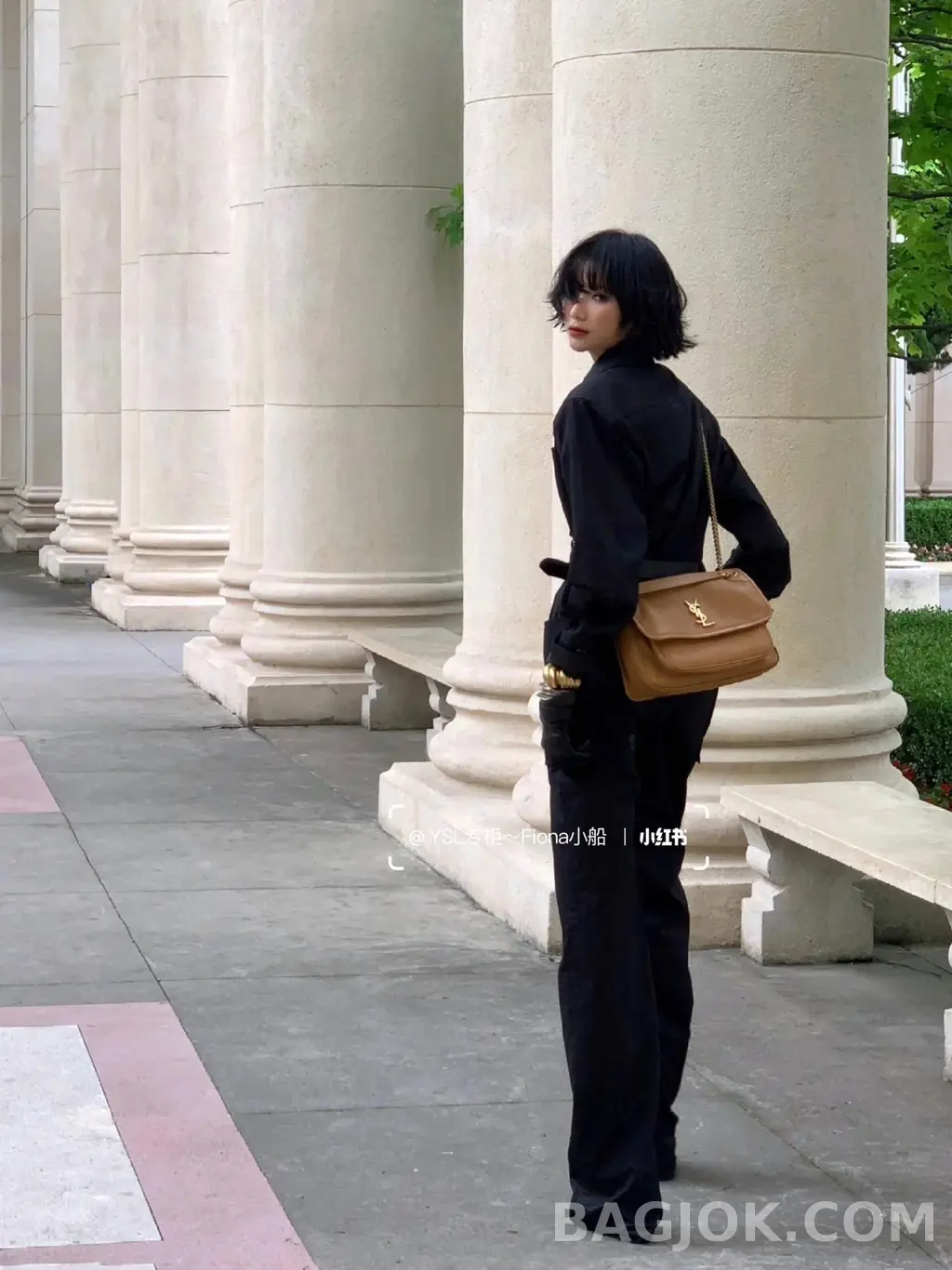 생로랑 Saint Laurent 니키백 그레인 램스킨 미디움 상세 이미지
