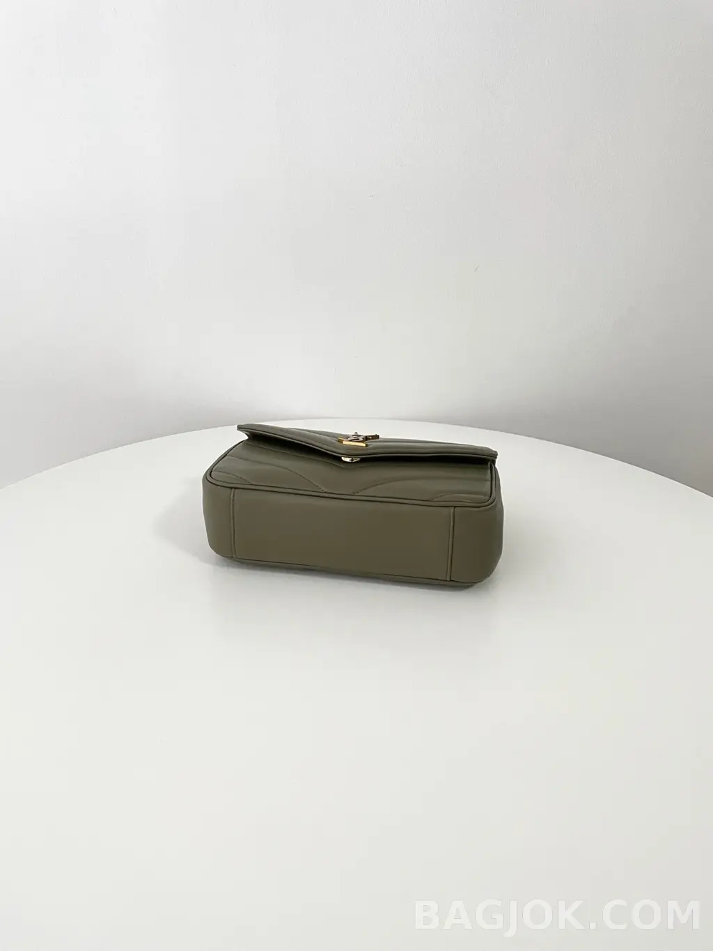 생로랑 Saint Laurent 루루 마틀라세 램스킨 스몰 상세 이미지