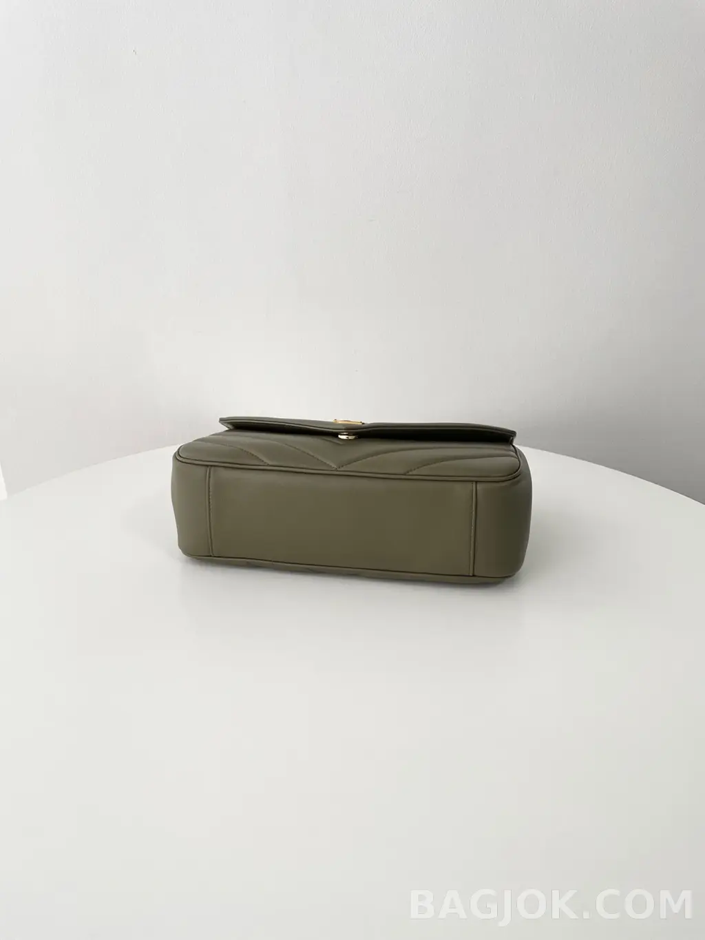 생로랑 Saint Laurent 루루 마틀라세 램스킨 미디움 상세 이미지