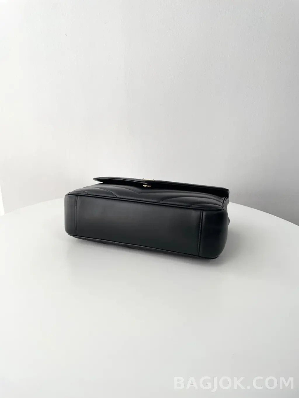 생로랑 Saint Laurent 루루 마틀라세 램스킨 라지 상세 이미지