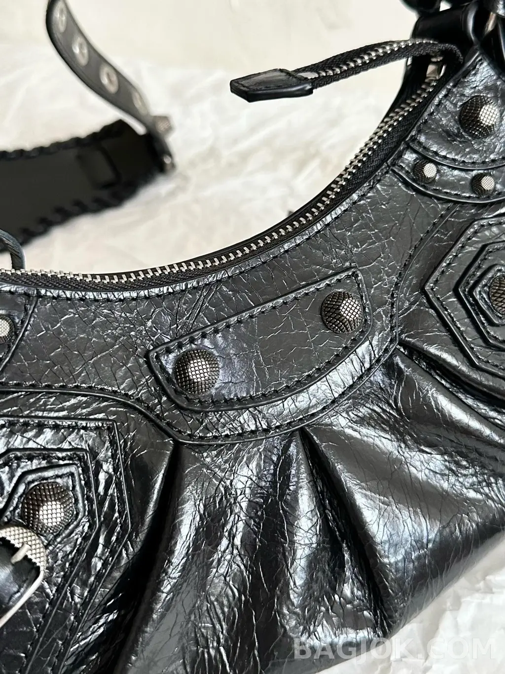 발렌시아가 Balenciaga 르 카골 숄더백 XS 상세 이미지