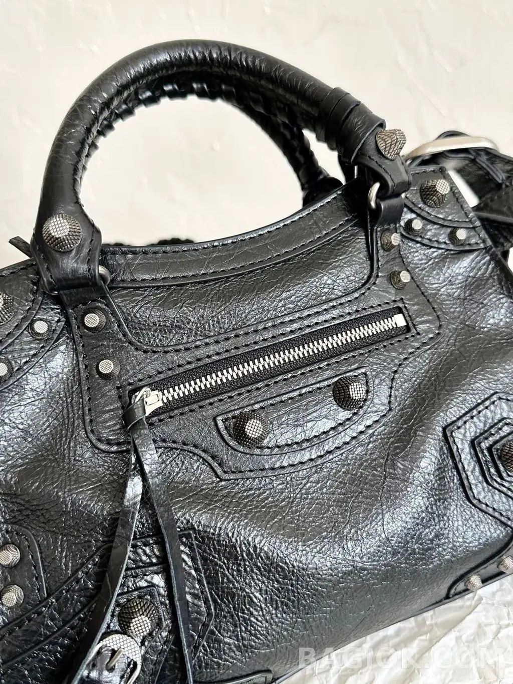 발렌시아가 Balenciaga 네오 카골 XS 상세 이미지