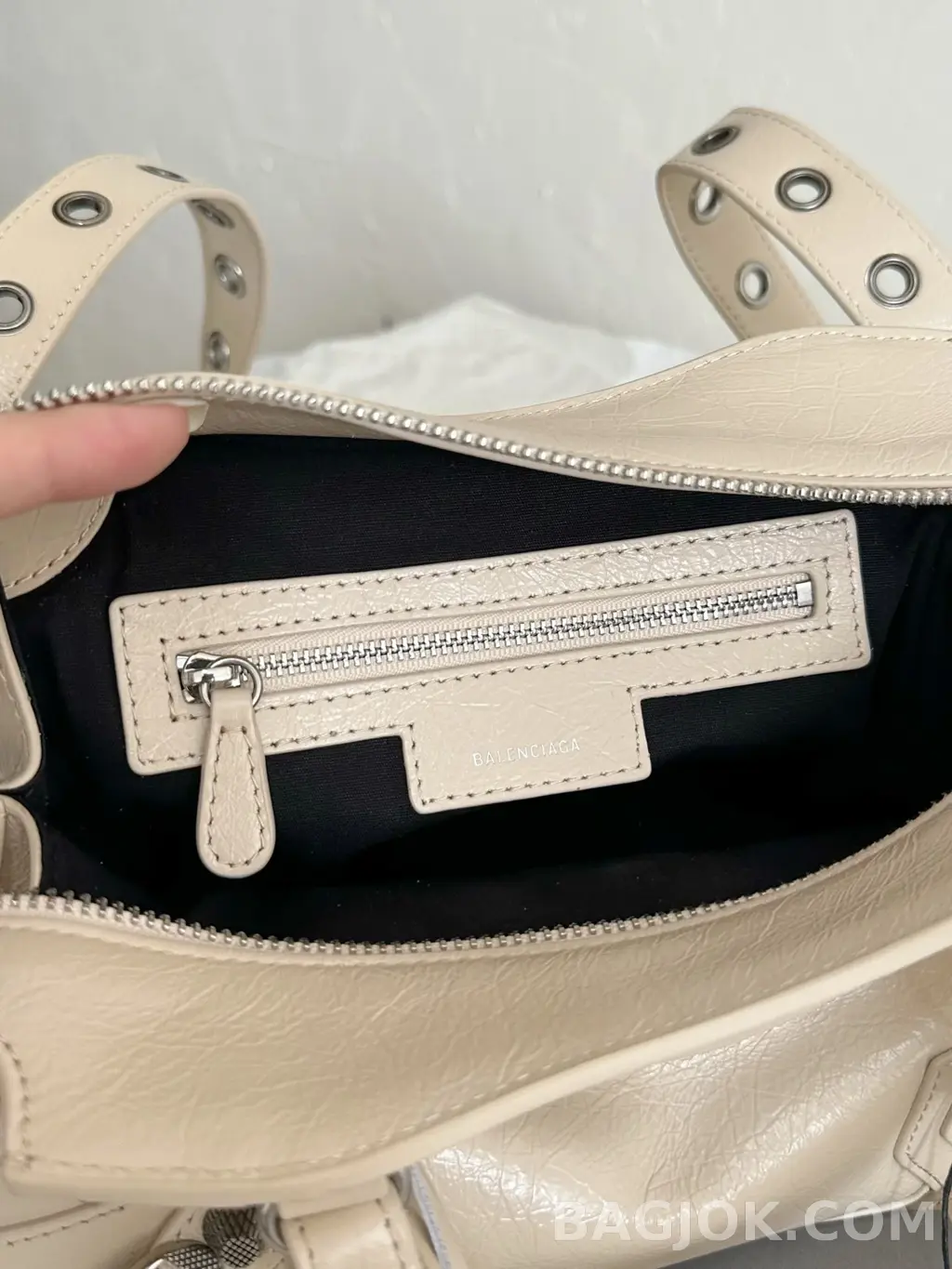발렌시아가 Balenciaga 네오 카골 XS 상세 이미지