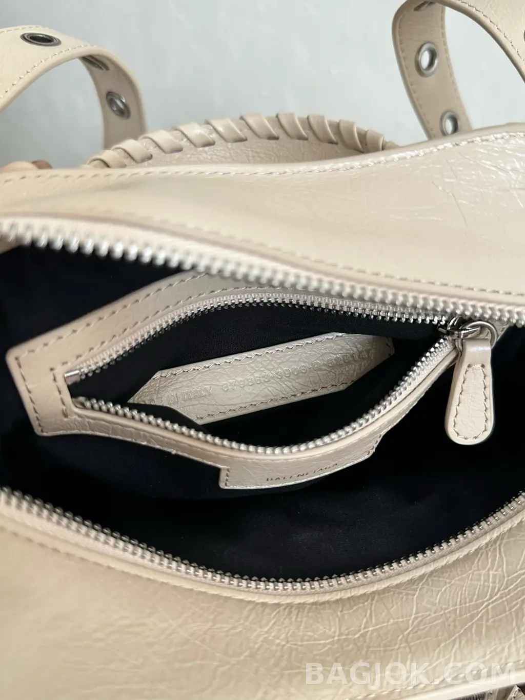 발렌시아가 Balenciaga 네오 카골 XS 상세 이미지