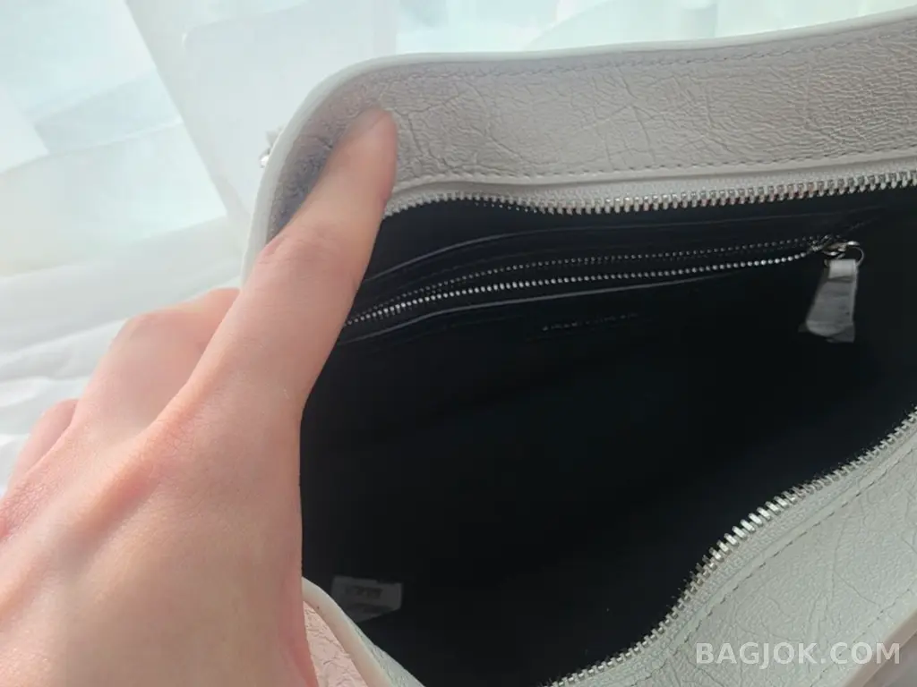 발렌시아가 Balenciaga 르 시티백 스몰 상세 이미지