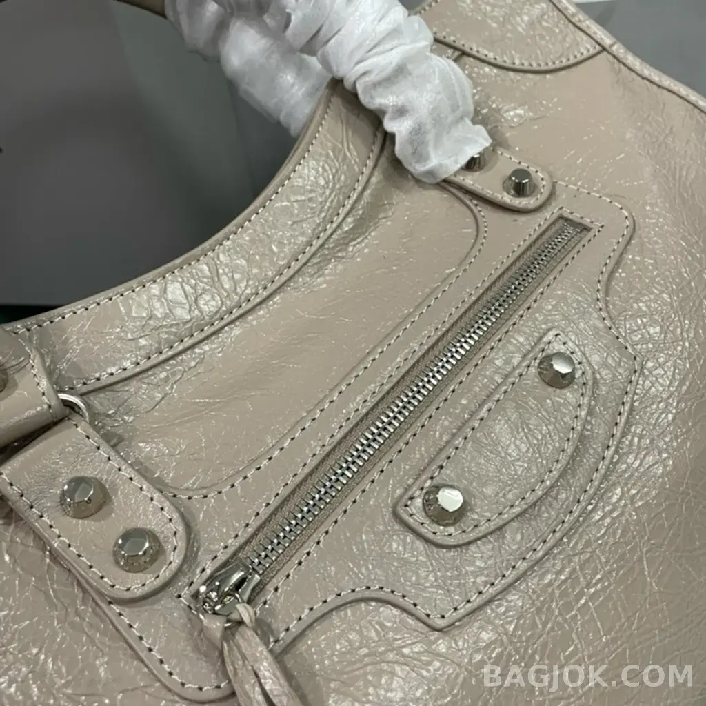 발렌시아가 Balenciaga 르 시티백 미디움 상세 이미지
