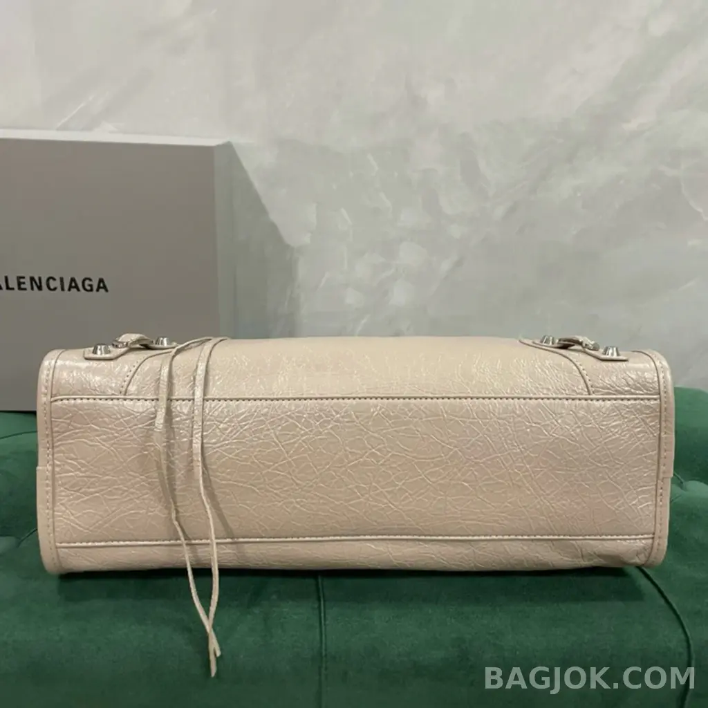 발렌시아가 Balenciaga 르 시티백 미디움 상세 이미지