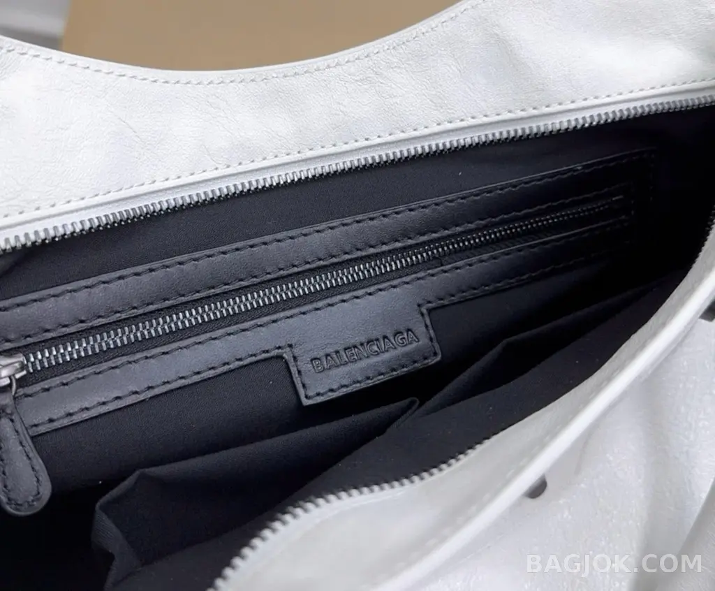 발렌시아가 Balenciaga 르 시티백 미디움 상세 이미지