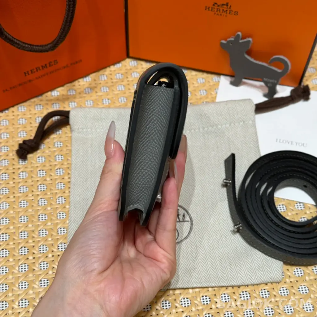 에르메스 Hermes 콘스탄스 슬림 지갑 앱송 상세 이미지