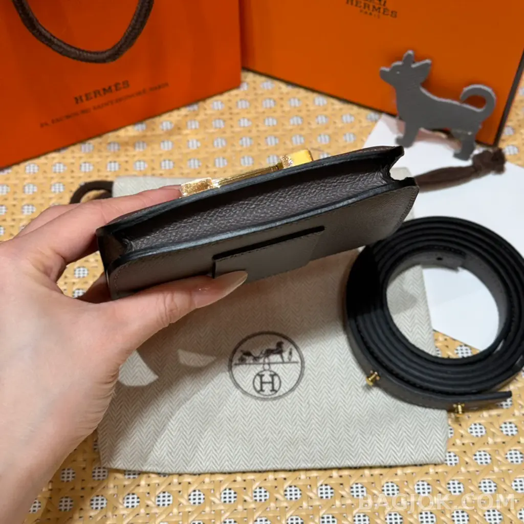 에르메스 Hermes 콘스탄스 슬림 지갑 앱송 상세 이미지