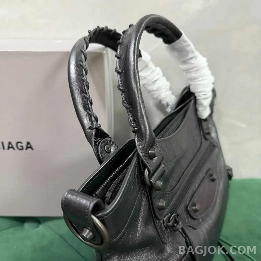 발렌시아가 Balenciaga 르 시티 퍼스트 백 상세 이미지