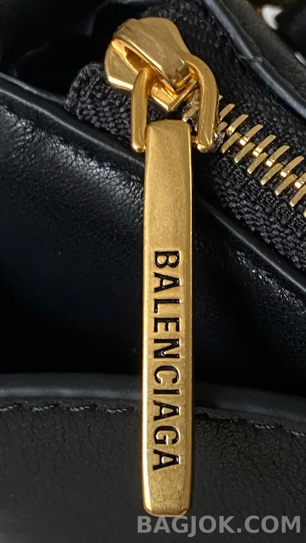 발렌시아가 Balenciaga 로데오 슬링 포셰트백 상세 이미지