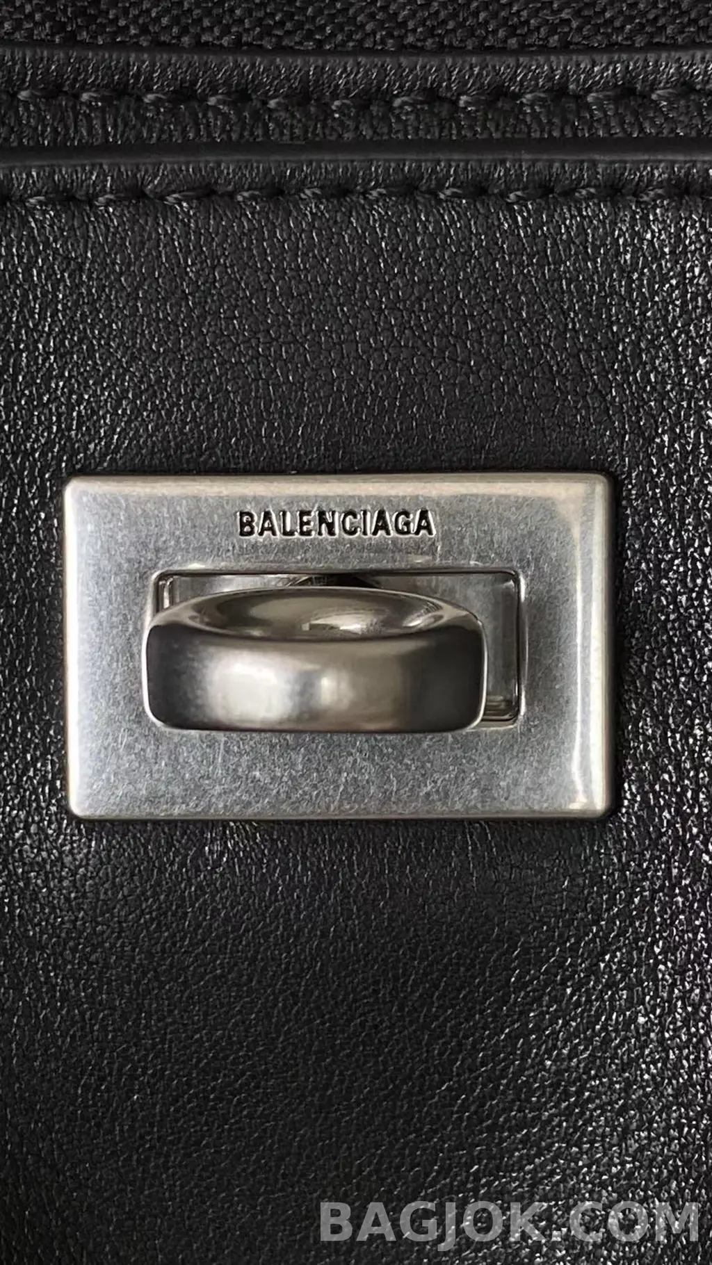 발렌시아가 Balenciaga 로데오 슬링 포셰트백 상세 이미지