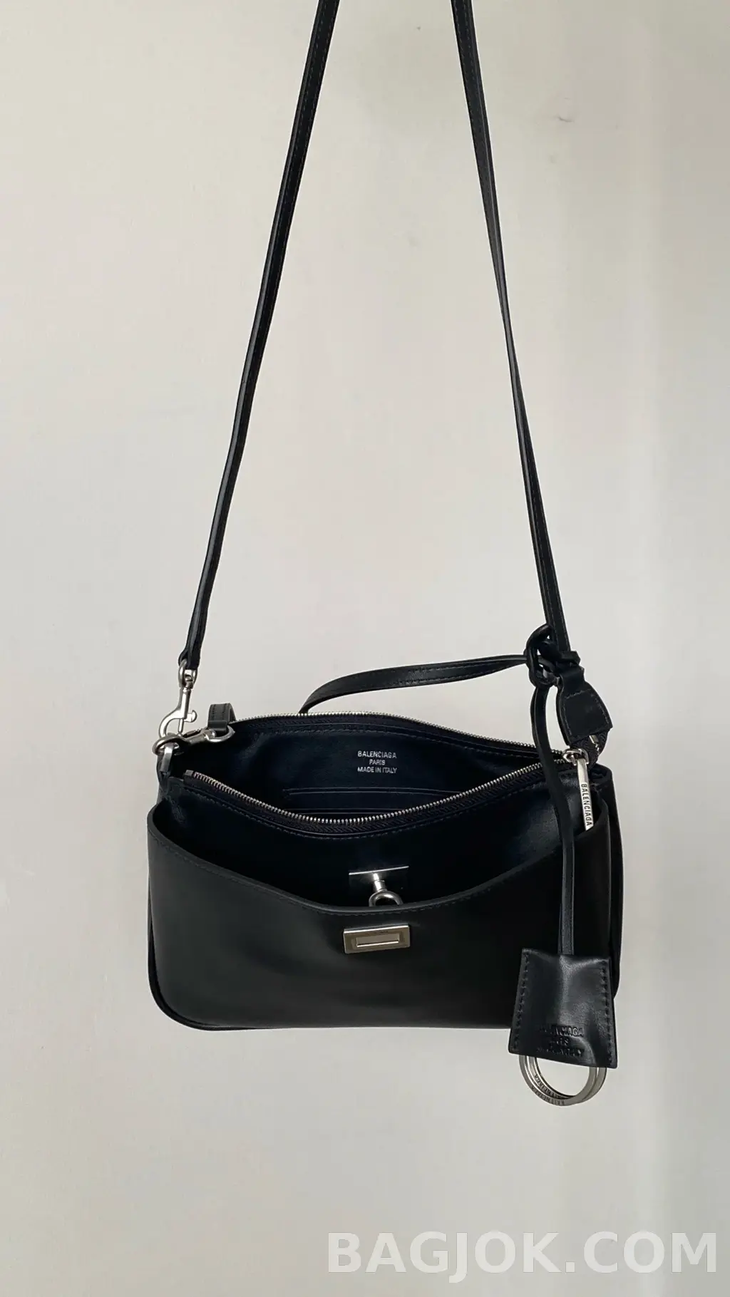 발렌시아가 Balenciaga 로데오 슬링 포셰트백 상세 이미지