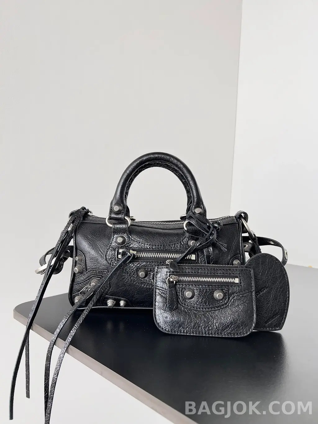 발렌시아가 Balenciaga 르 카골 스몰 더플백 상세 이미지