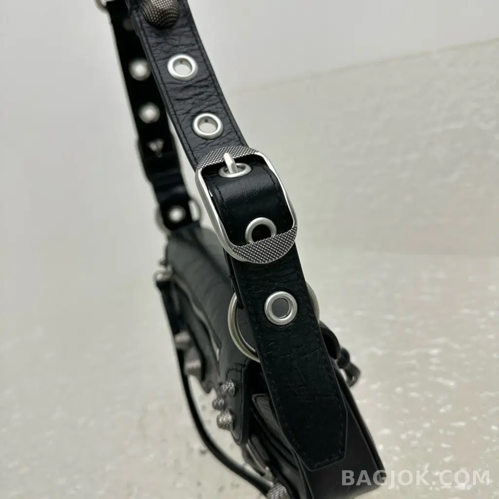 발렌시아가 Balenciaga 르 카골 스몰 슬링백 상세 이미지
