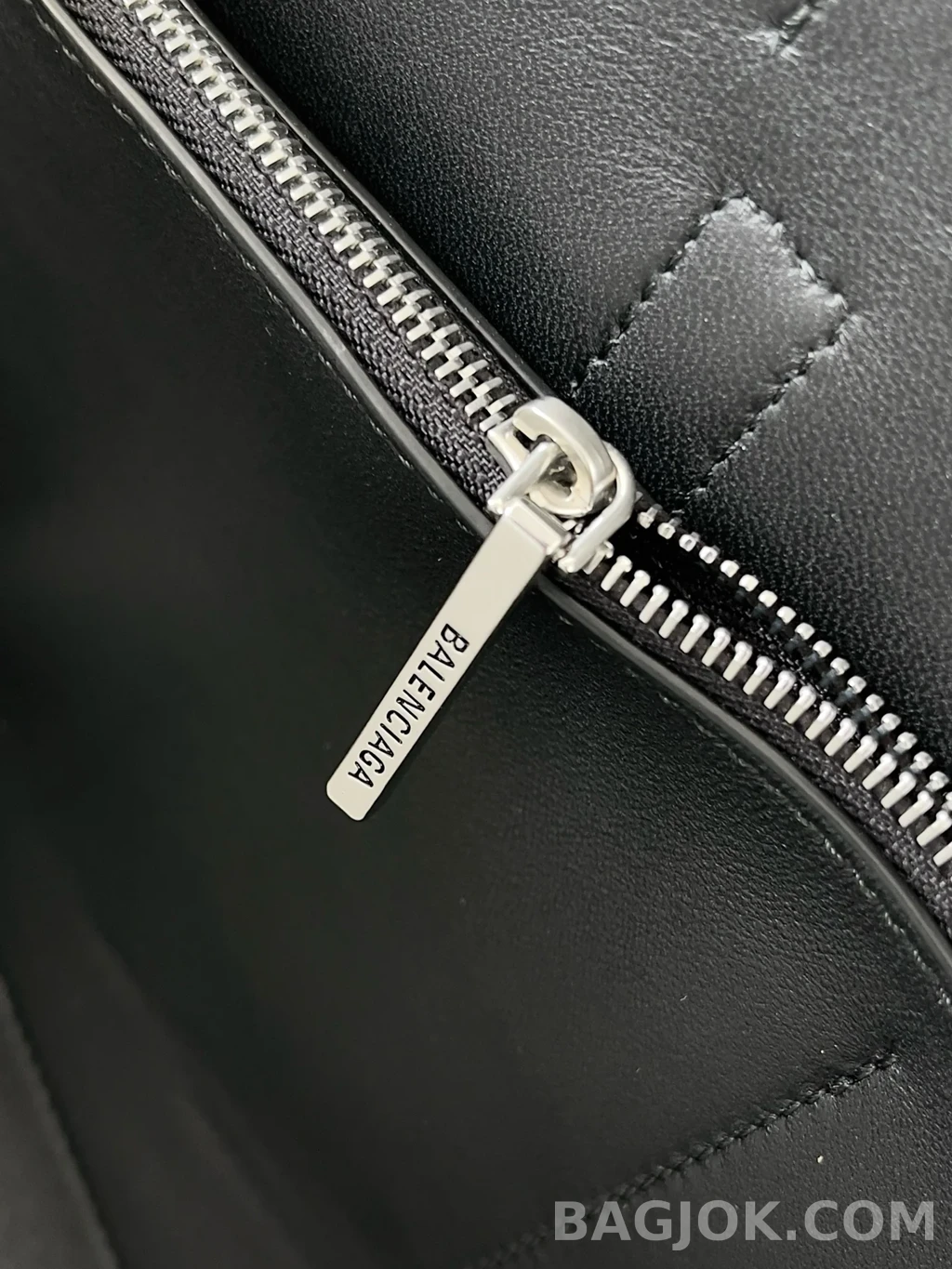 발렌시아가 Balenciaga 벨 에어 캐리 올 백 스몰 상세 이미지
