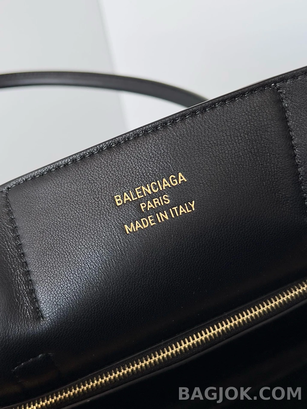 발렌시아가 Balenciaga 벨 에어 캐리 올 백 미디움 상세 이미지
