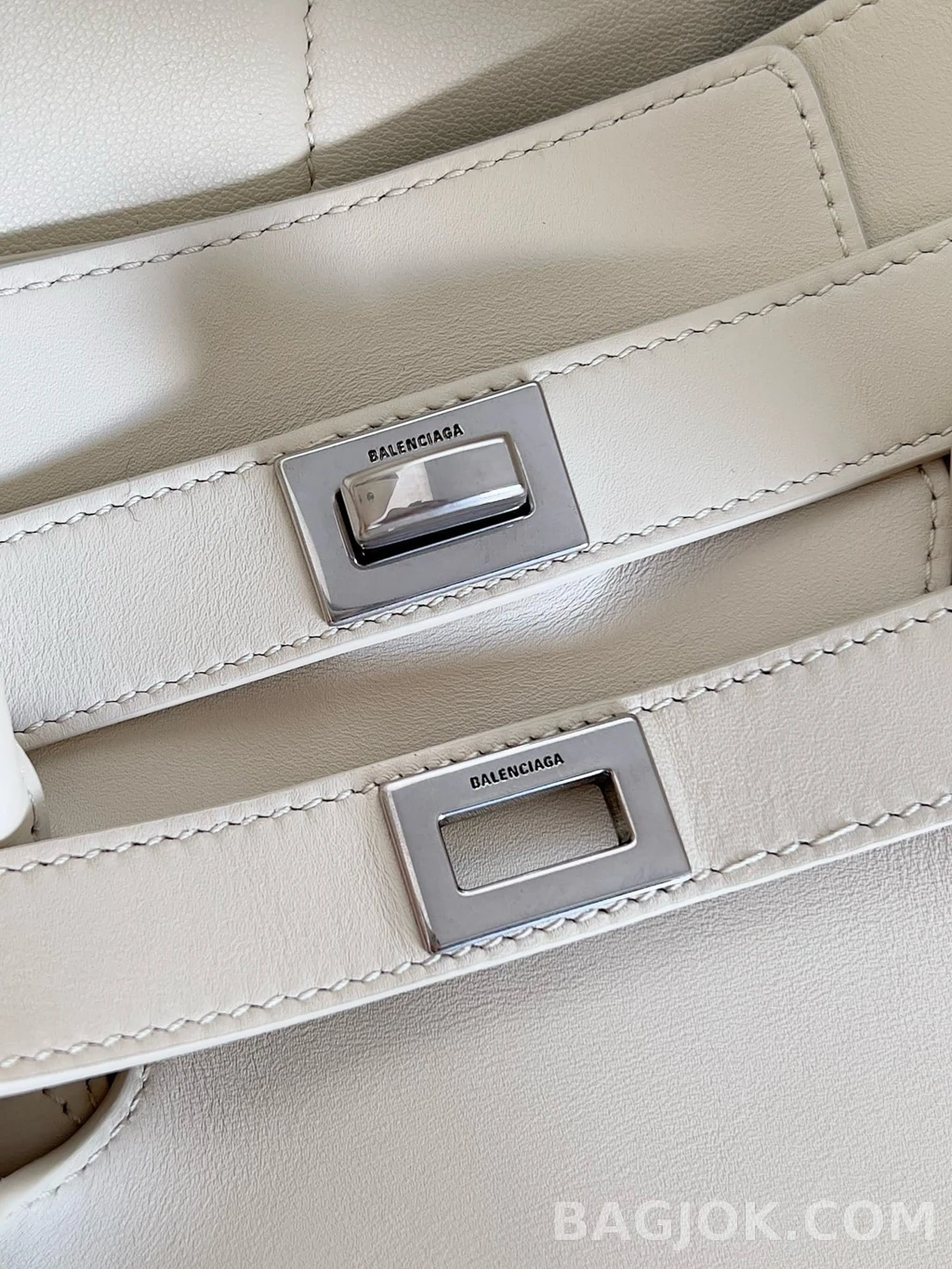 발렌시아가 Balenciaga 벨 에어 캐리 올 백 미디움 상세 이미지