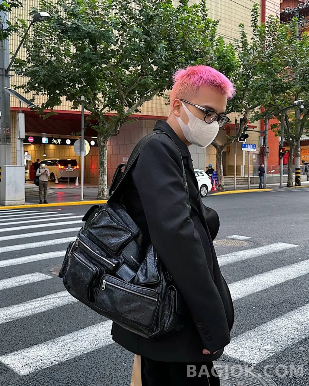 발렌시아가 Balenciaga 수퍼비지 라지 슬링백 상세 이미지