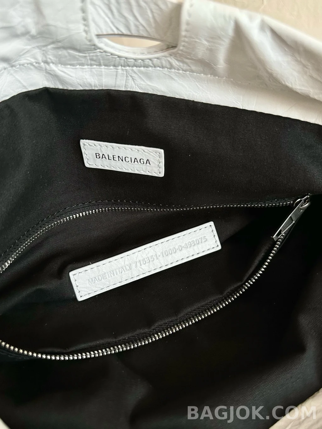 발렌시아가 Balenciaga 크러쉬 토트백 미디움 상세 이미지