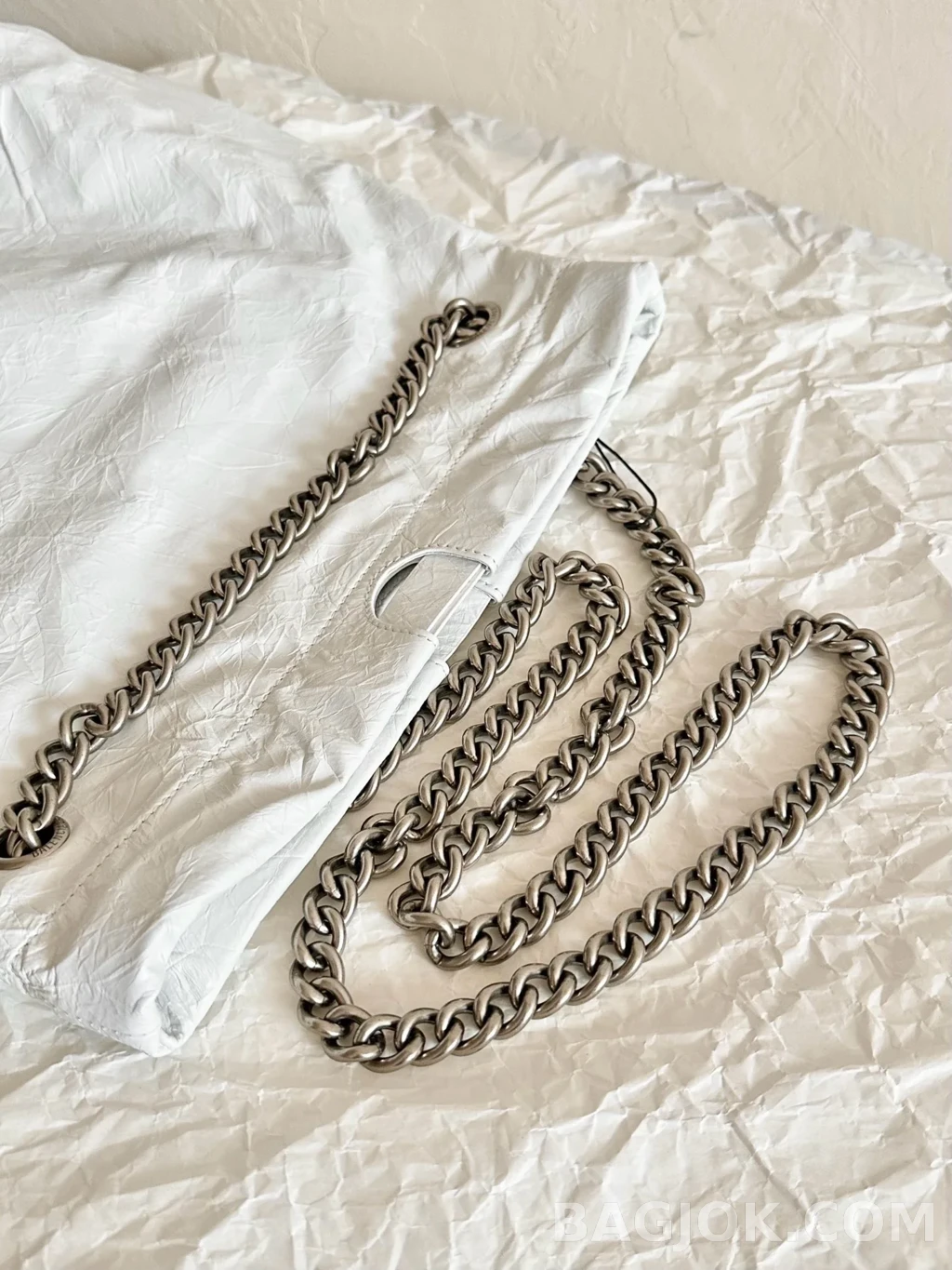 발렌시아가 Balenciaga 크러쉬 토트백 미디움 상세 이미지