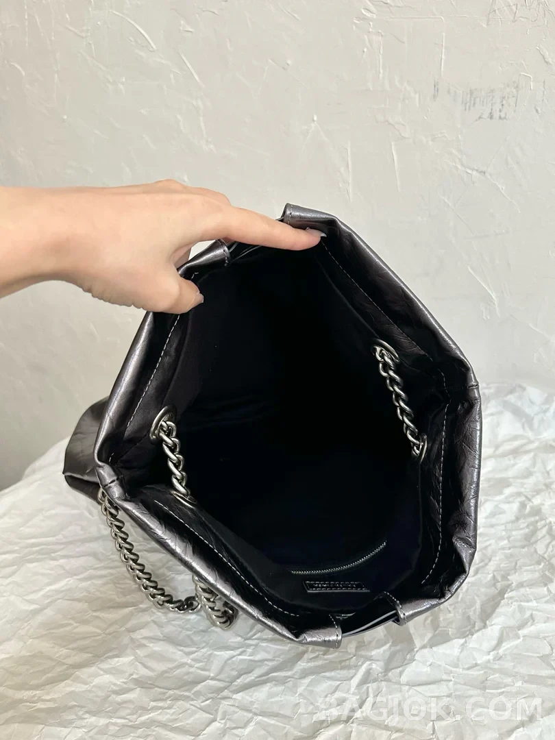 발렌시아가 Balenciaga 크러쉬 토트백 미디움 상세 이미지