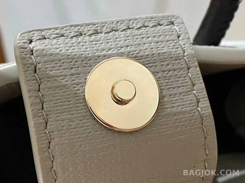 발렌시아가 Balenciaga 폰 홀더 미니 크로스백 상세 이미지