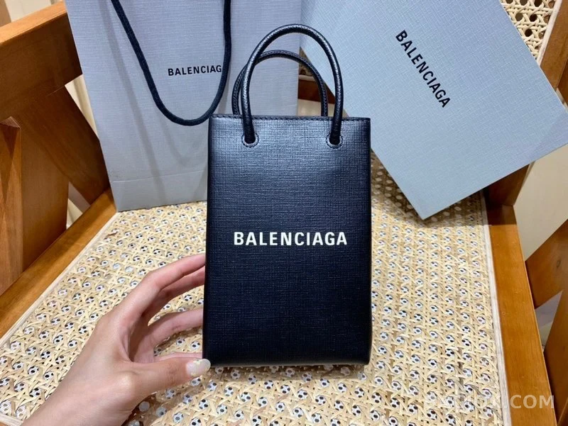 발렌시아가 Balenciaga 폰 홀더 미니 크로스백 상세 이미지