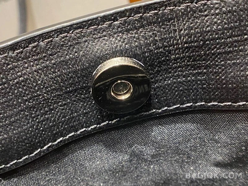 발렌시아가 Balenciaga 폰 홀더 미니 크로스백 상세 이미지