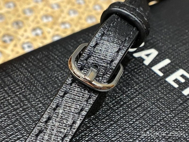 발렌시아가 Balenciaga 폰 홀더 미니 크로스백 상세 이미지