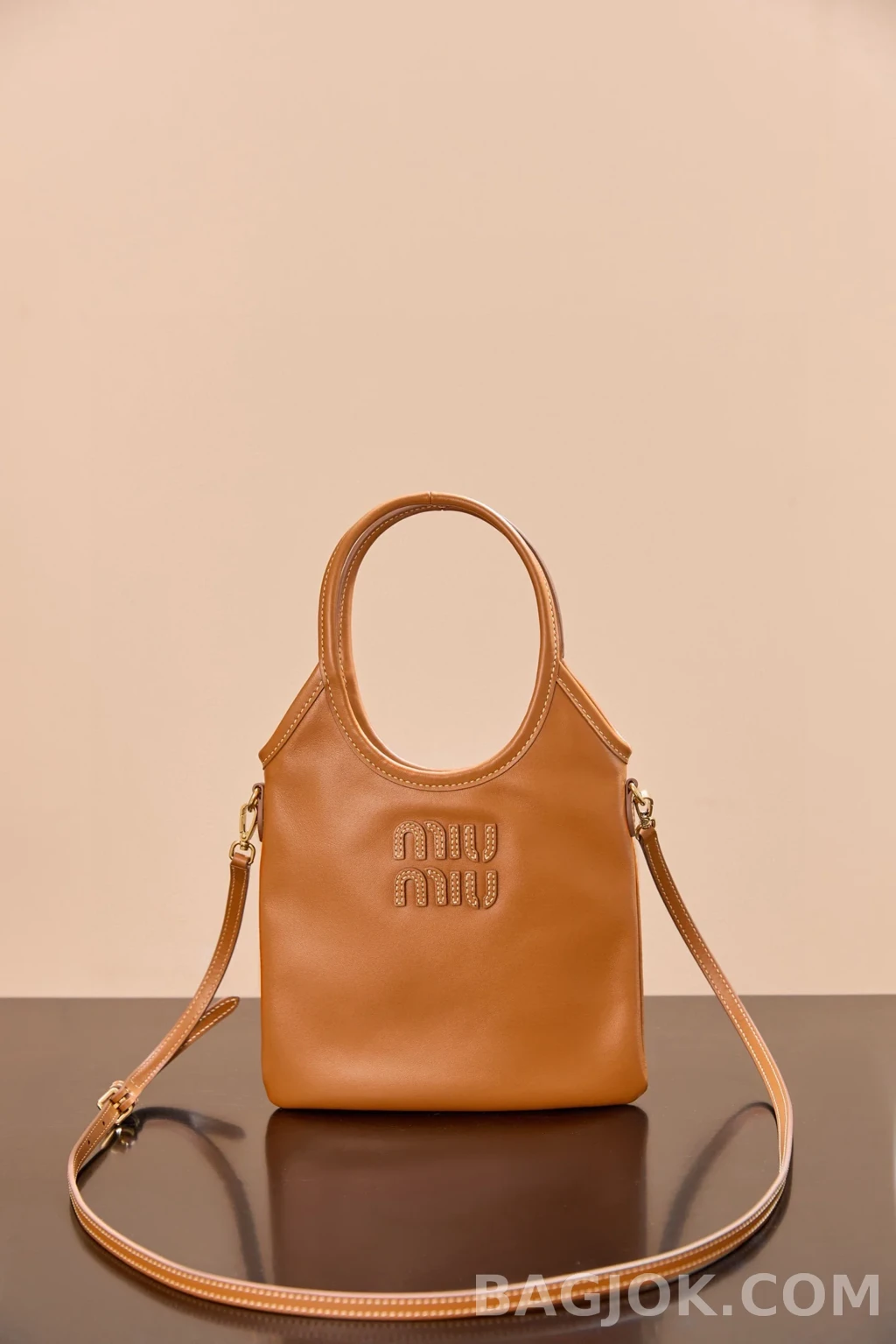 미우미우 MiuMiu 아이비백 미니 상세 이미지