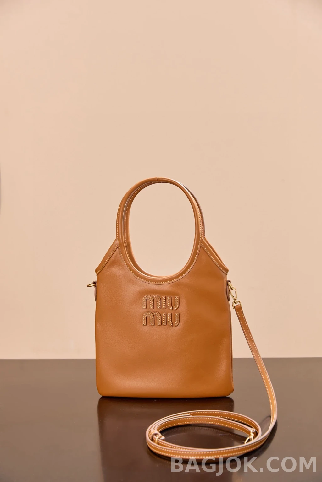 미우미우 MiuMiu 아이비백 미니 상세 이미지